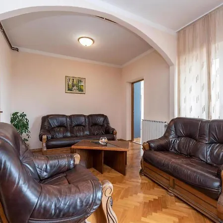 Four-bedroom With Sea View 03 Casa de Férias Kruševo