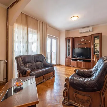 Four-bedroom With Sea View 03 Casa de Férias Kruševo