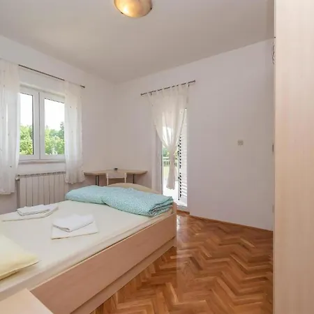 Four-bedroom With Sea View 03 Kruševo