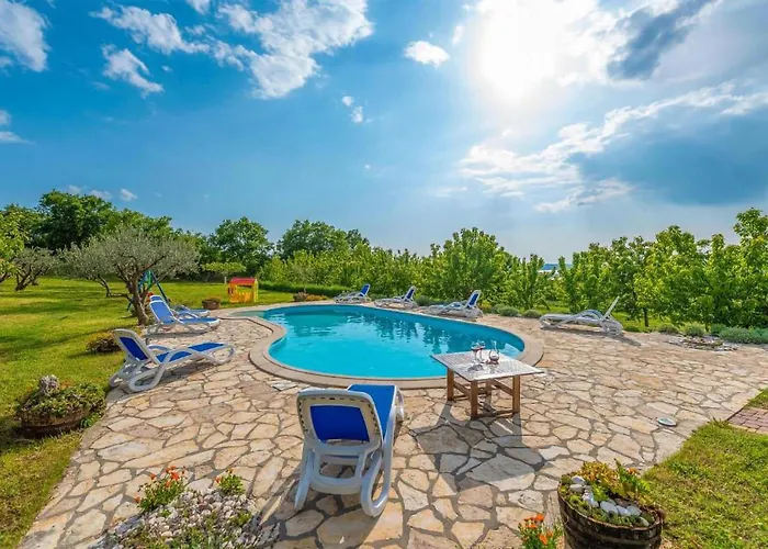 度假居 Four-bedroom With Sea View 03 *