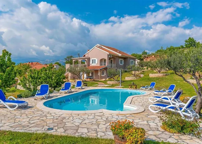 度假居 Four-bedroom With Sea View 03